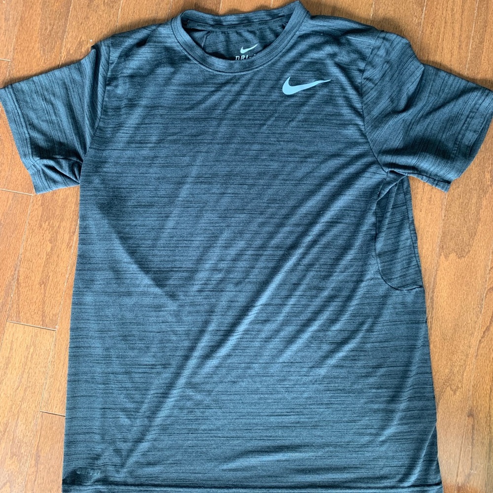 Nike Dri-fit T-shirt